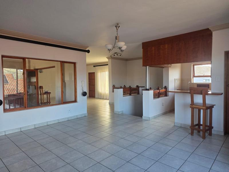 5 Bedroom Property for Sale in Birdwood Estate North West
